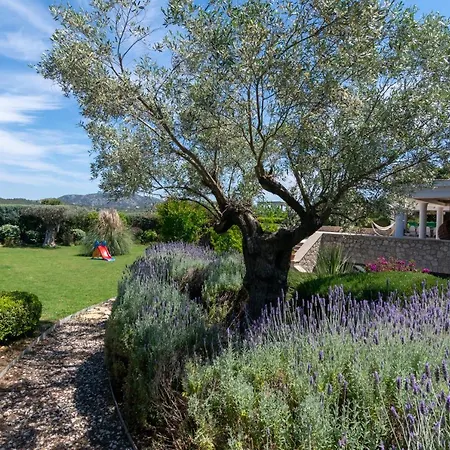 Holiday home Eternity Pool & Tennis Court