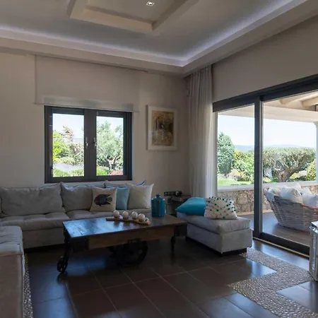 Holiday home Eternity Pool & Tennis Court *